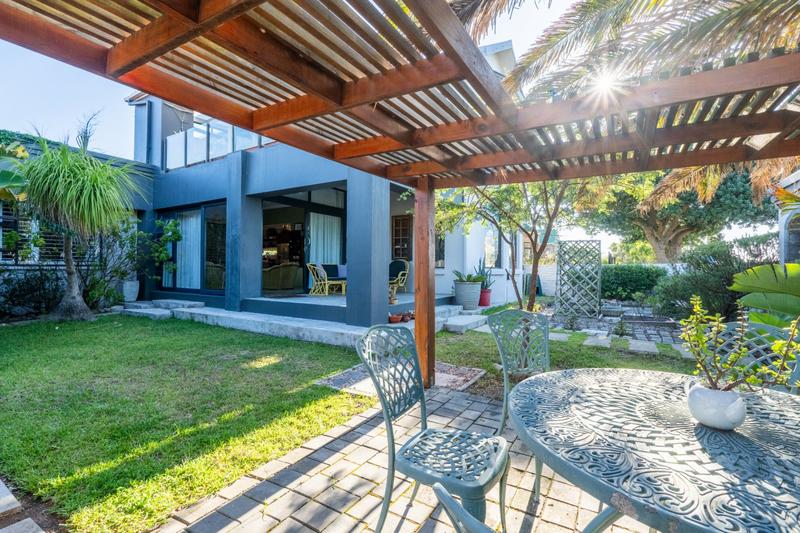 4 Bedroom Property for Sale in Linkside Western Cape